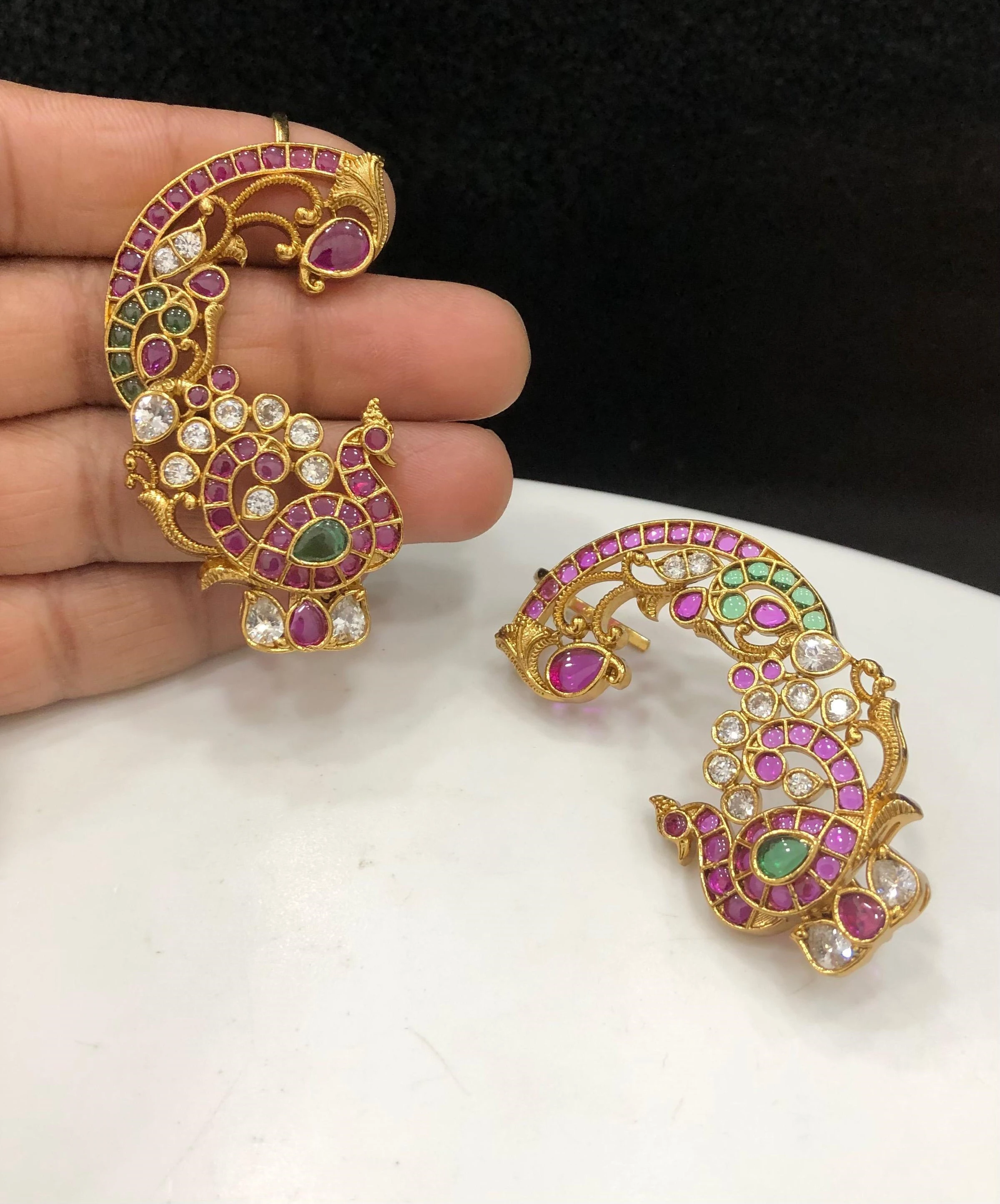 Kempu Stone Antique Peacock Earcuff